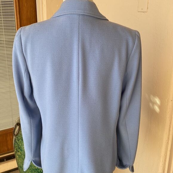 Baby blue button front jacket by Requirements size medium - Picture 5 of 10